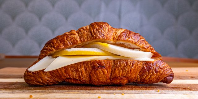 Egg & Cheese Croissant