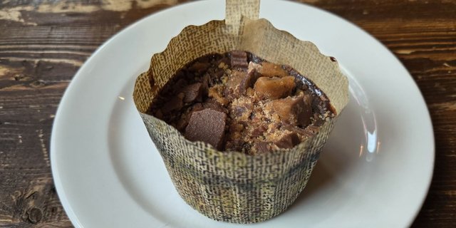 Mini Chocolate Peanut Butter Mousse Cream Pies