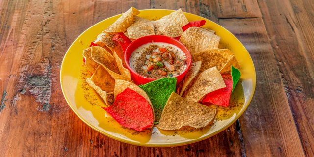 Chips & Queso