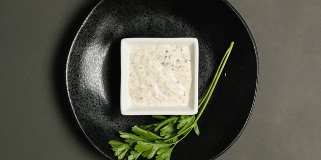 Garlic & Herb Aioli