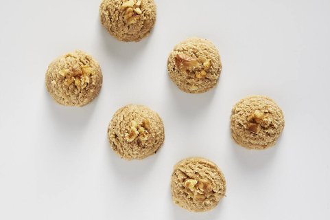 Cinnamon Walnut Cookie Bites
