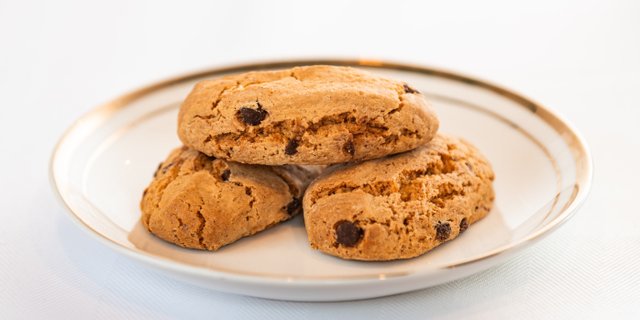 Cinnamon Chocolate Chip Biscotti