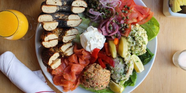 Deluxe Bagel Platter