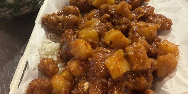 Pineapple Sweet and Sour Chicken