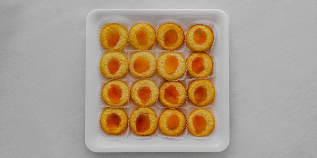Apricot Coconut Tea Cakes