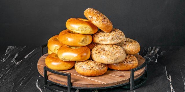 Hand Rolled Bagels