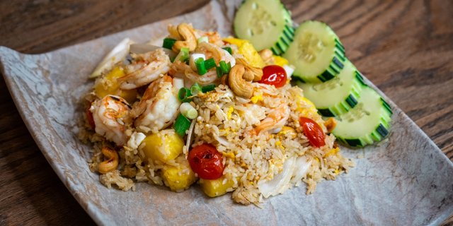 Shrimp & Chicken Pineapple Fried Rice
