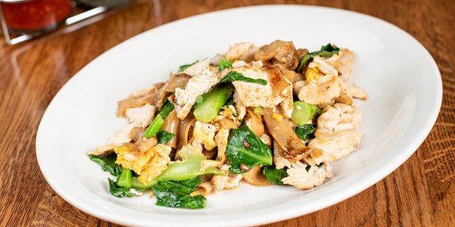 Pad See-Ew Box