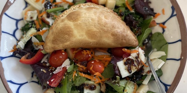 Empanada Salad