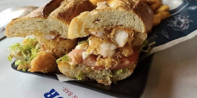 Fried Shrimp Po'Boy