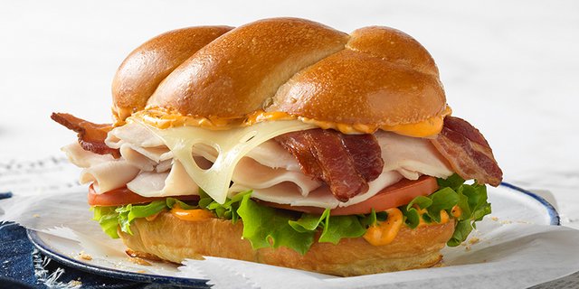 Turkey, Bacon & Swiss Sandwich Boxed Lunch