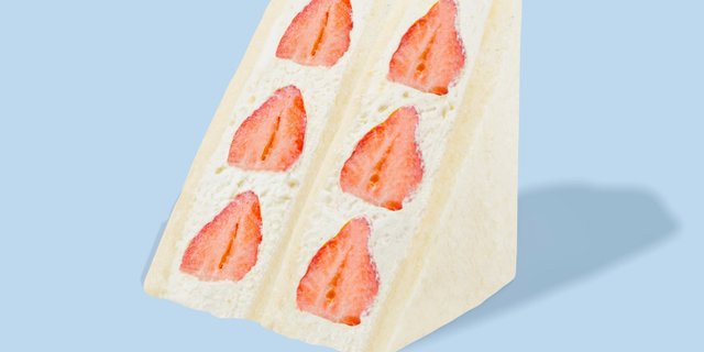 Strawberry Cream Sando