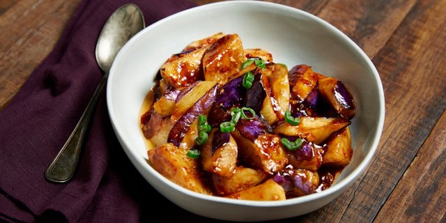 Eggplant W/ Garlic Sauce
