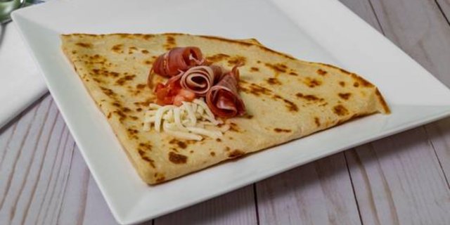Prosciutto Funghi Crepe