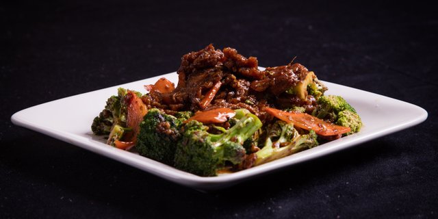 Beef w/ Broccoli Boxed Lunch