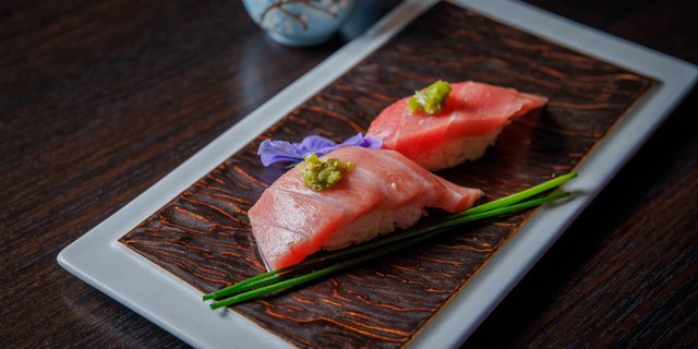 Chu Toro Nigiri