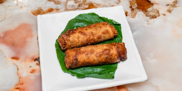 Traditional Egg Roll