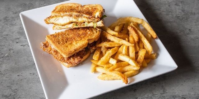Taverna Special Sandwich