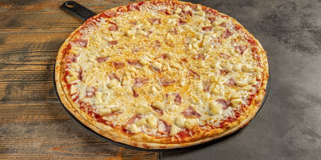 Hawaiian Pizza