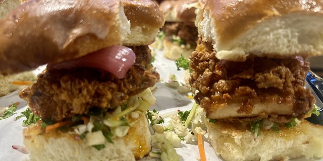 Nashville Hot Chicken Sliders Platter