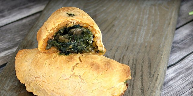 Spinach & Mushroom Empanada