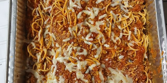 Spaghetti w/ Meat Sauce