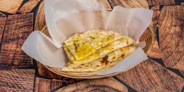 Garlic Naan