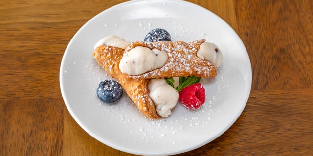 Cannoli