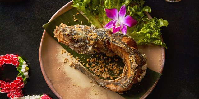 Branzino Garlic & Pepper Sauce