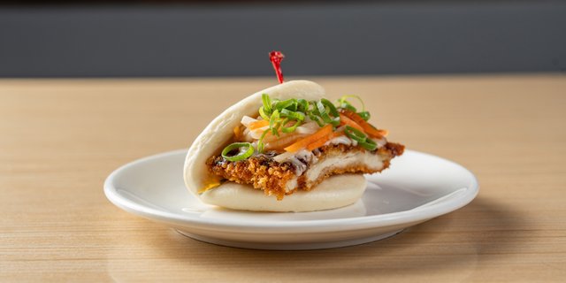 Crispy Chicken Bun