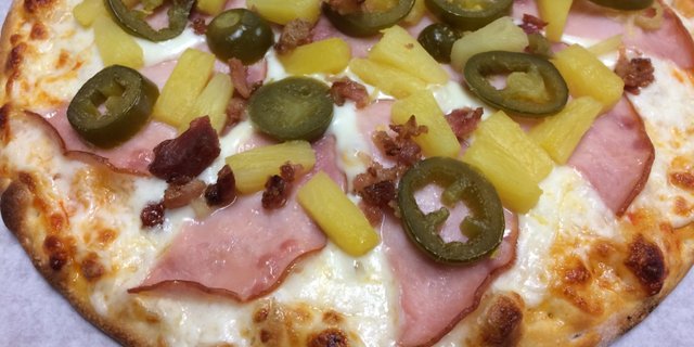 Hot Aloha Pizza