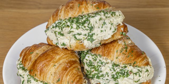 Mini Croissant Trays