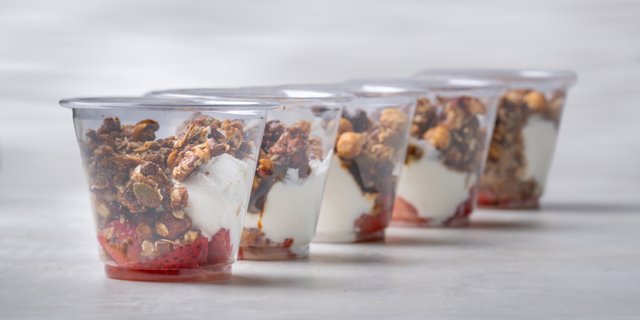5 Yogurt Granola Parfaits