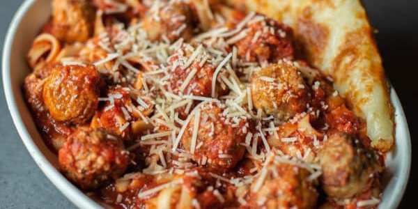 Meatballs w/ Pasta