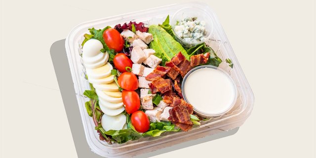 Cobb Salad w/ Chicken