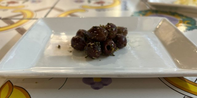 Black Olives
