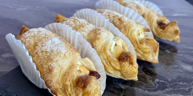 Guava & Cheese Quesito