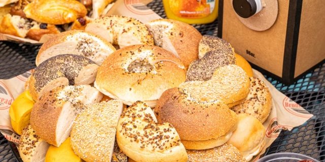 The NY Minute Breakfast Package