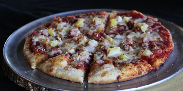 So Hawaiian Pizza