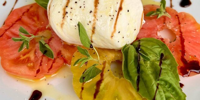 Mozzarella alla Caprese