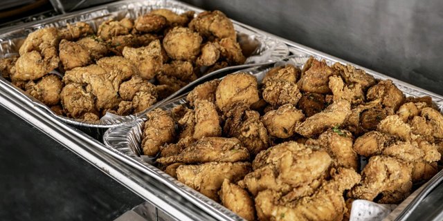 100 Boneless Fried Chicken Wings