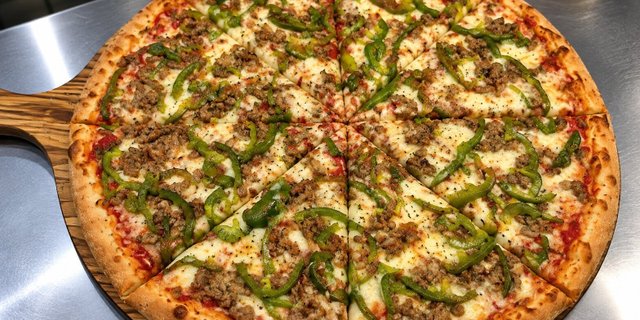 Italian Sausage & Peppers Pizza