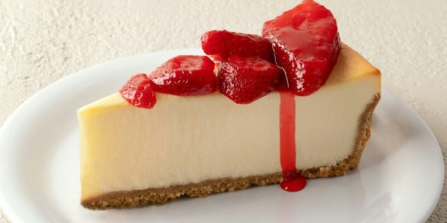 The Cheesecake Factory Bakery New York Style With Strawberries Cheesecake