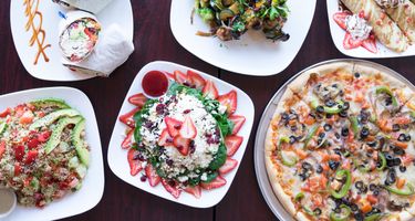 Healthy Garden Cafe, Pizza, & Juices