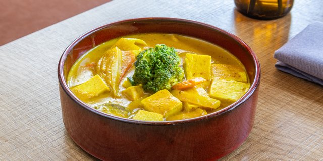 Yellow Curry Boxed Lunch