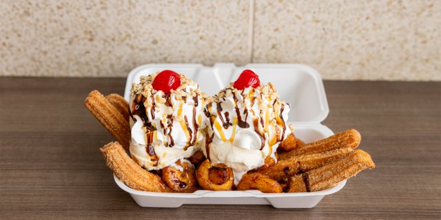 Supreme Churros Sundae