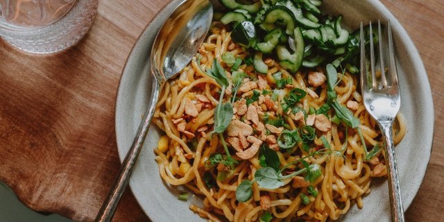 Shan Curry Noodles