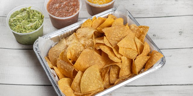 Chips & Guacamole