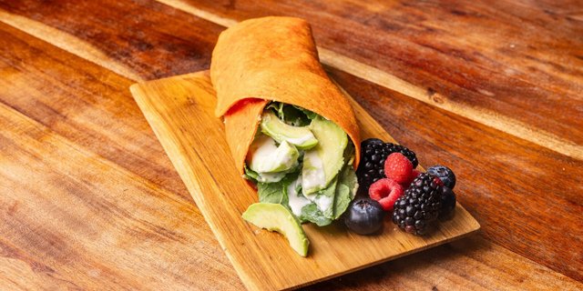 Kale Avocado Hummus Wrap