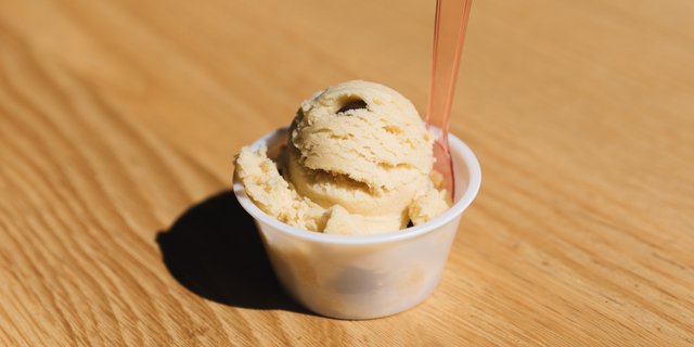 Chocolate Chip Cookie Dough Cup